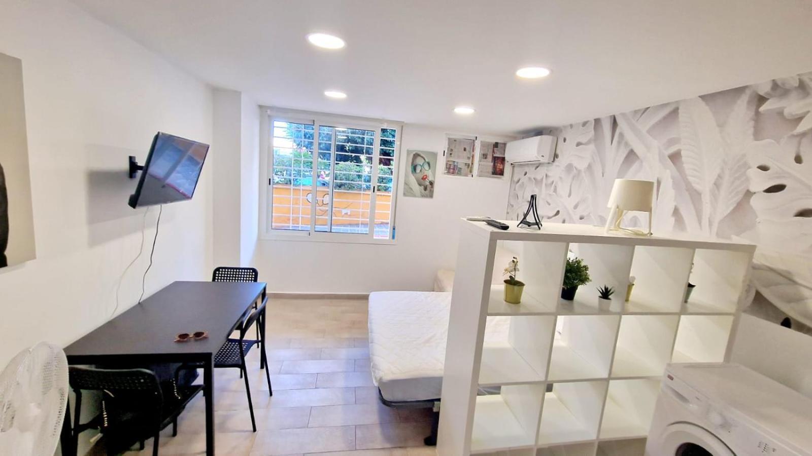 Benalmadena Inn Apartaments Malaga Zewnętrze zdjęcie
